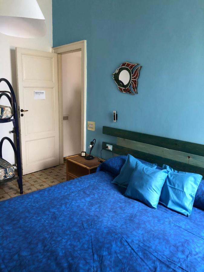 Hostel Beach House Giardini Naxos Exteriér fotografie