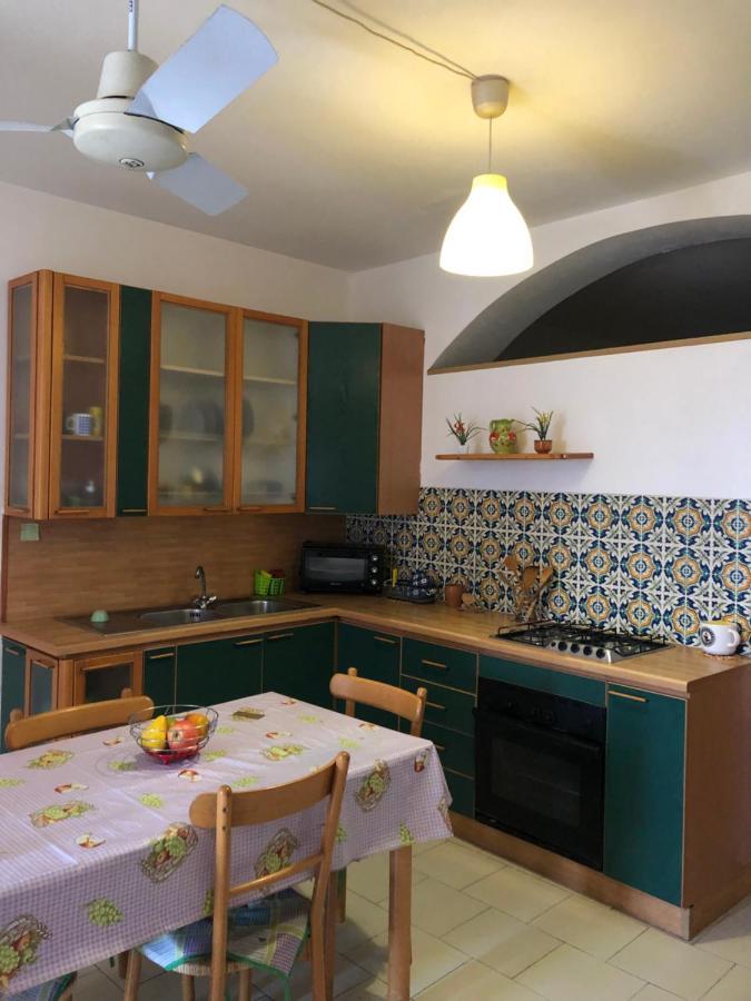 Hostel Beach House Giardini Naxos Exteriér fotografie